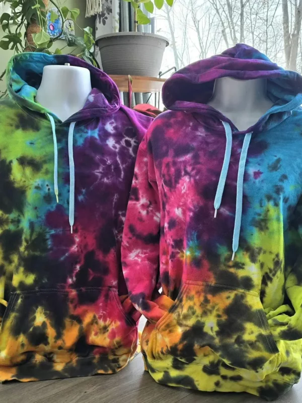 midnight-crunch-rainbow-tie-dye-collection